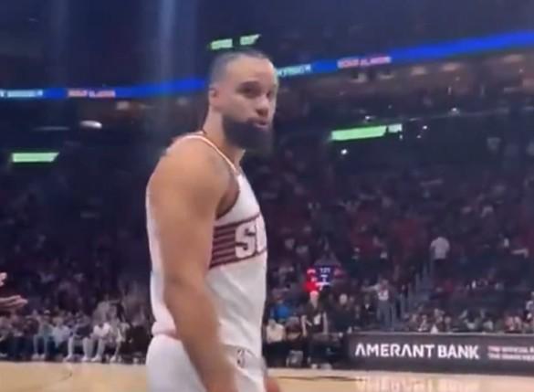 尴尬的是最后输了，狄龙回喷骂自己垃圾的热火球迷：看看比分，f**k