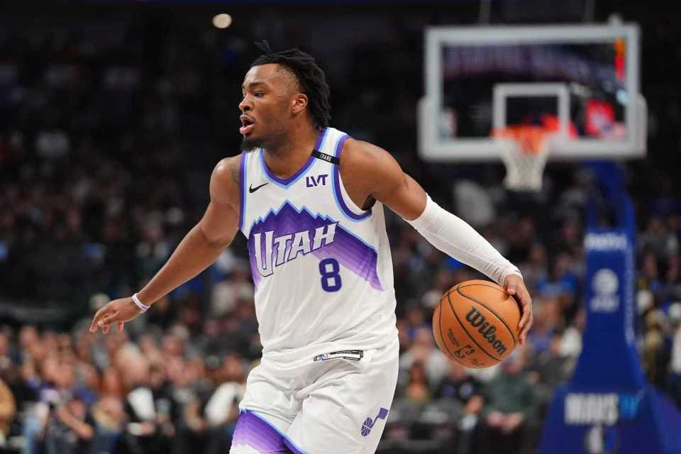 克莱26分赛季新高总三分升历史第4 独行侠三状元缺席大胜爵士